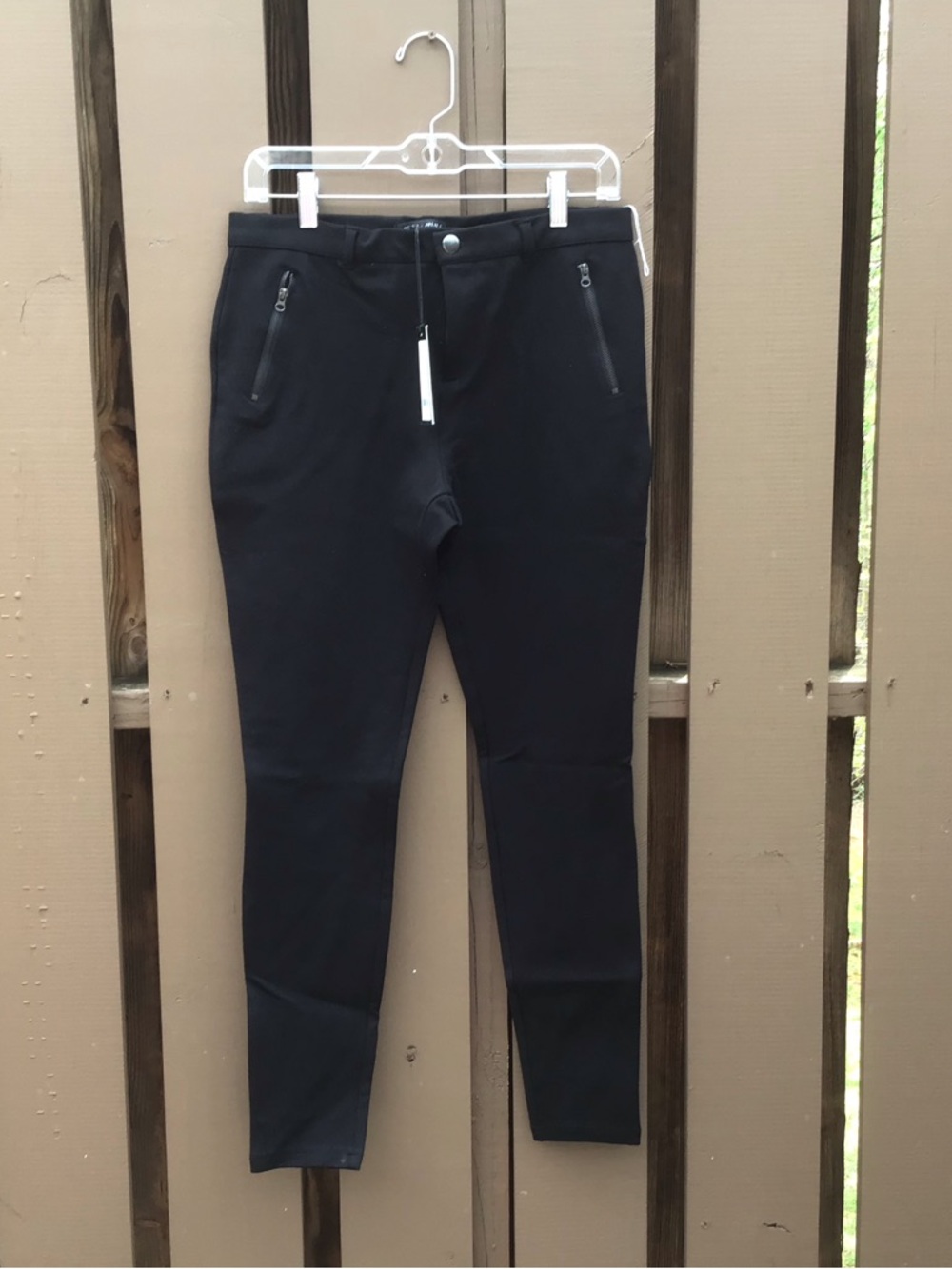 NWT Romeo & Juliet Couture Black Soft & Stretchy Pants MRSP $140